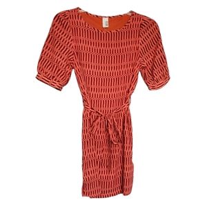 Francesca's Collections tie waist print dress